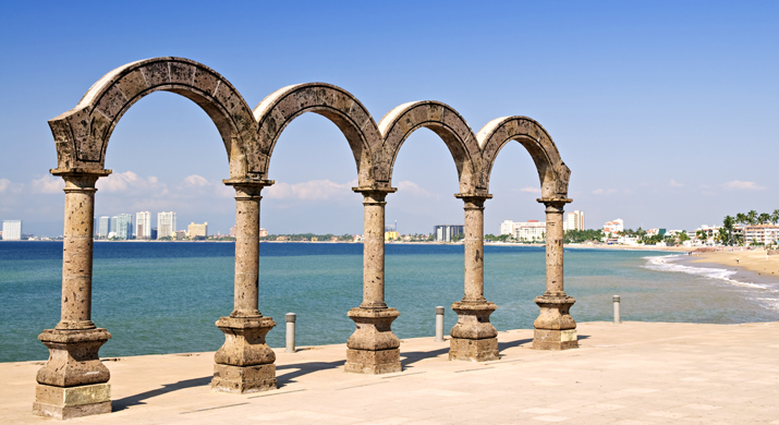 Escuche Un Concierto Al Aire Libre En Los Arcos Del Malecon Escuche Un Concierto Al Aire Libre En Los Arcos Del Malecon